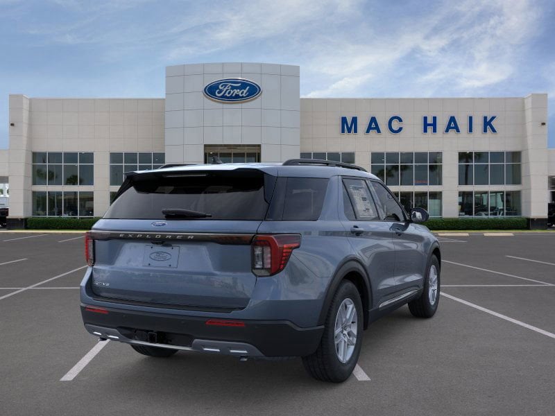 2025 Ford Explorer Active - Photo 8