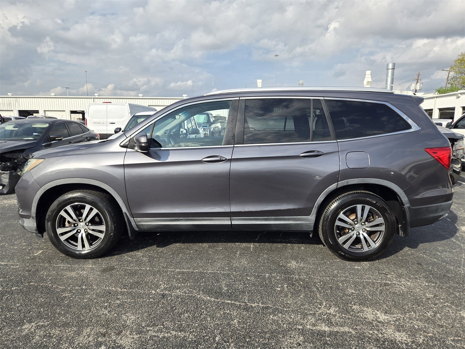 2016 Honda Pilot EX photo 3