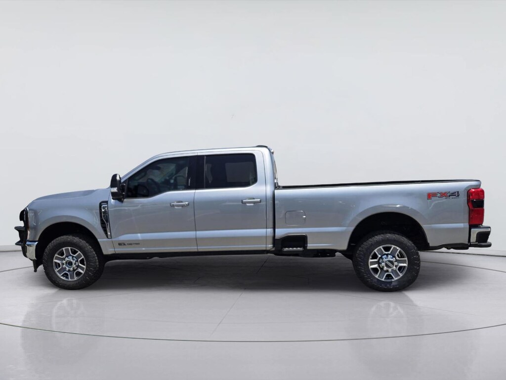 Certified 2024 Ford Super Duty F-350 SRW Lariat Truck