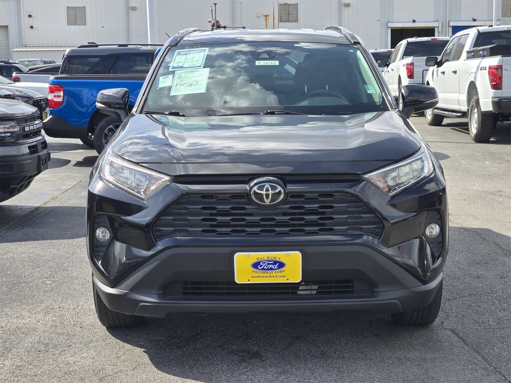 Used 2021 Toyota RAV4 XLE SUV