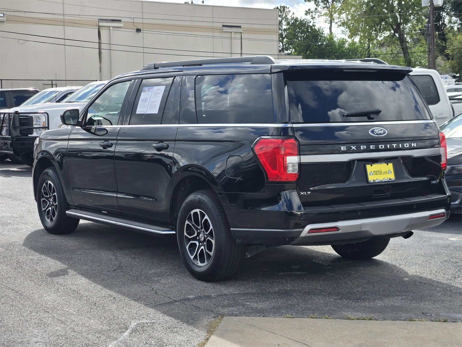 2022 Ford Expedition MAX XLT photo 4