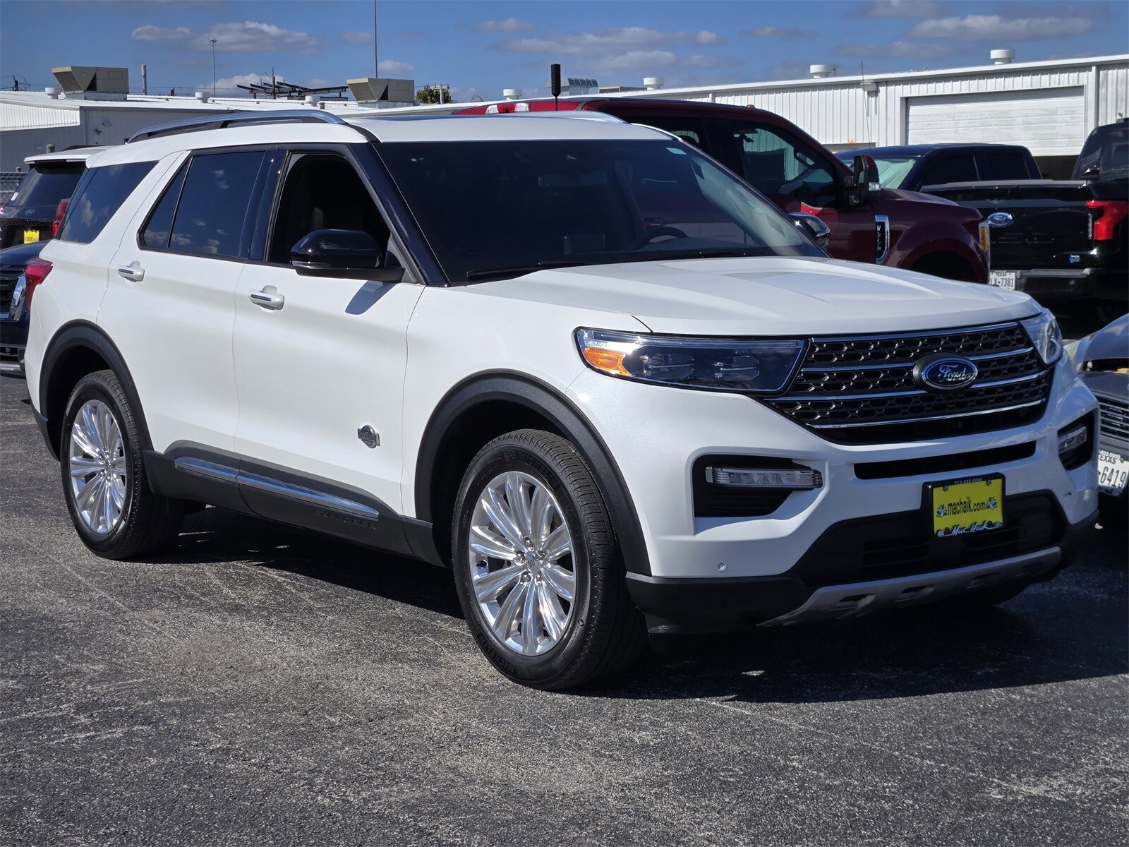2024 Ford Explorer King Ranch photo 3