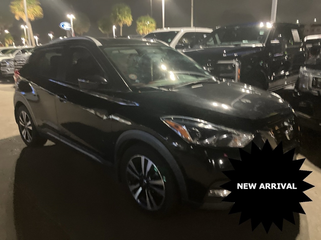 Used 2019 Nissan Kicks SR SUV
