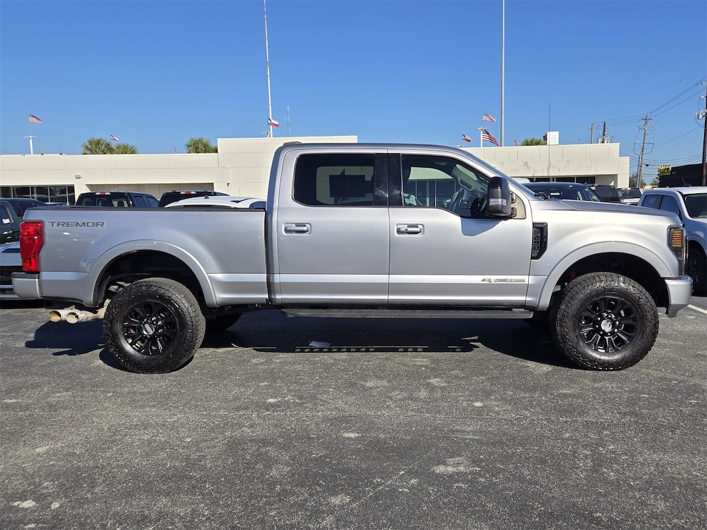 Used 2021 Ford F-250SD Lariat Truck