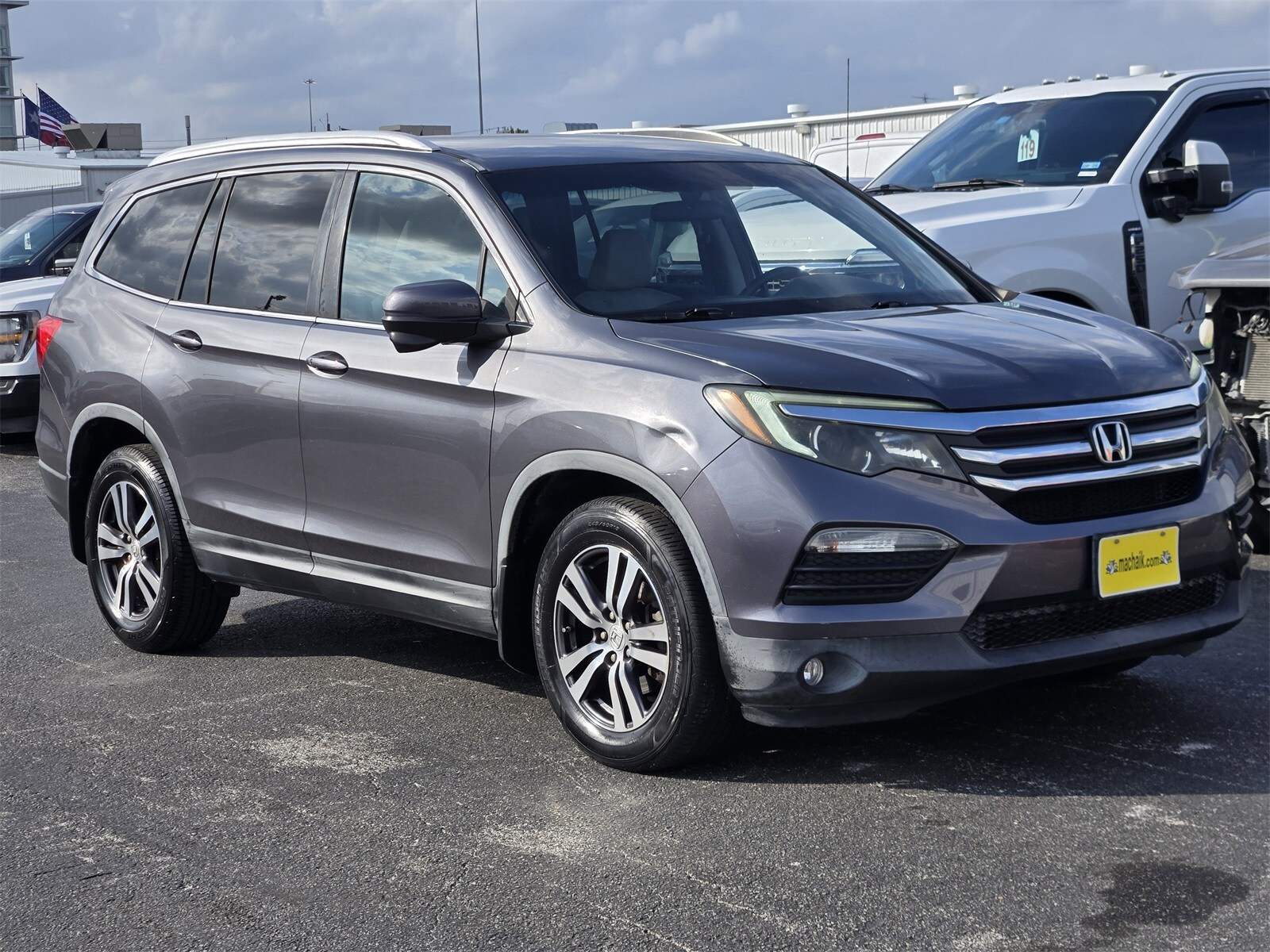 2016 Honda Pilot EX photo 2