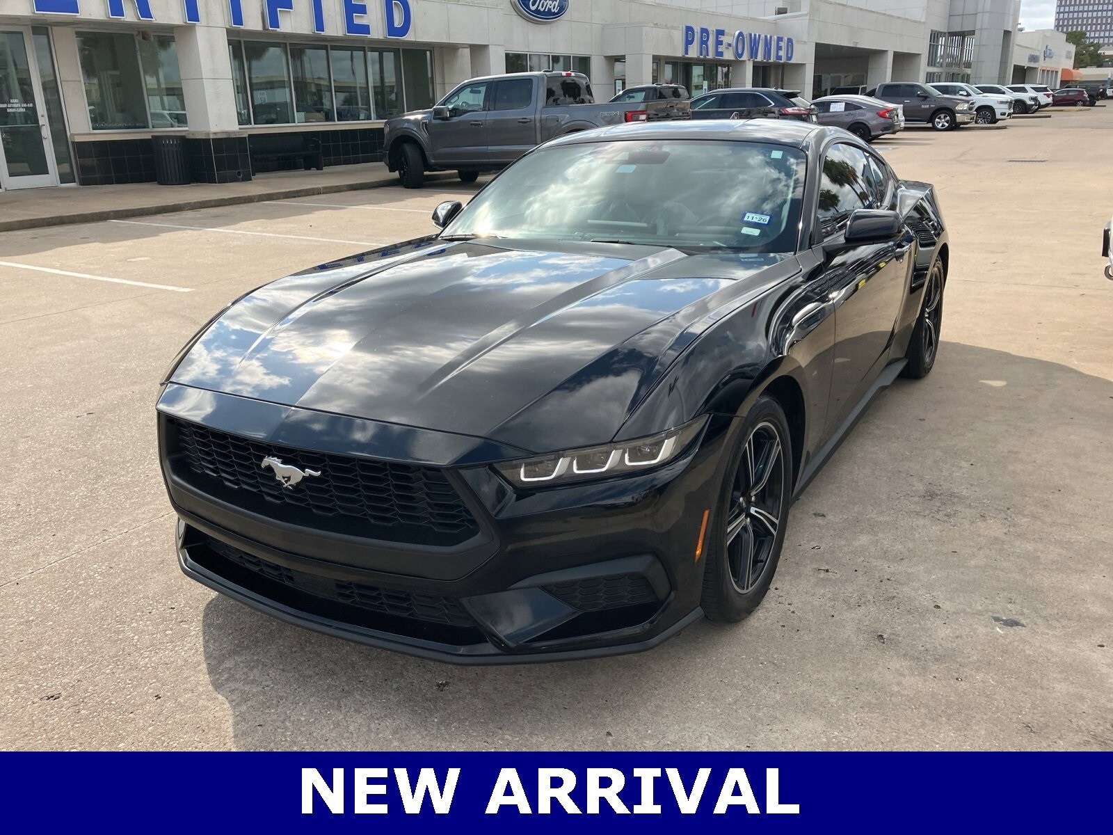 2024 Ford Mustang EcoBoost photo 2