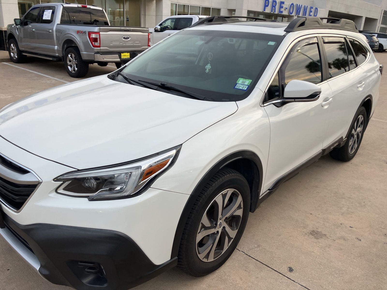2020 Subaru Outback Limited's photo