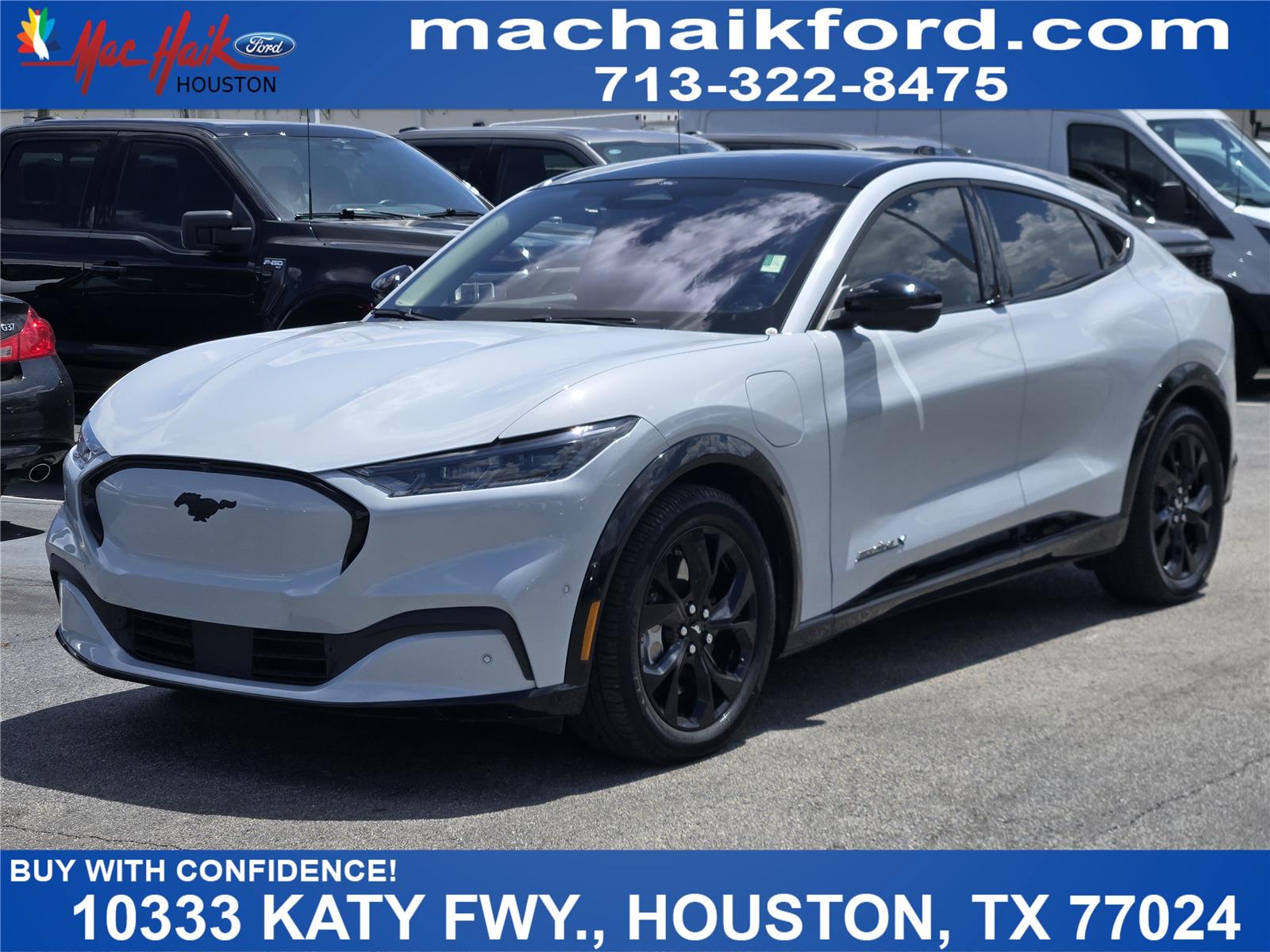 2023 Ford Mustang-Mach-e Premium's photo