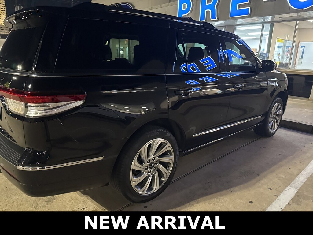 Used 2024 Lincoln Navigator Premiere SUV
