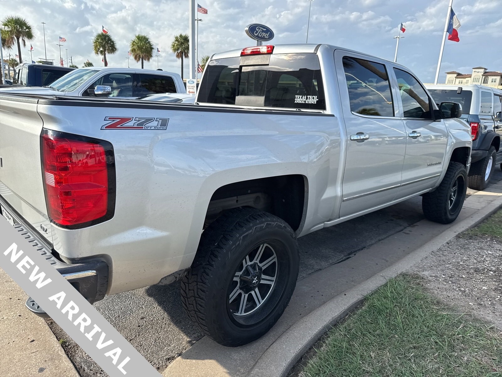 2015 Chevrolet Silverado 1500 LTZ photo 4