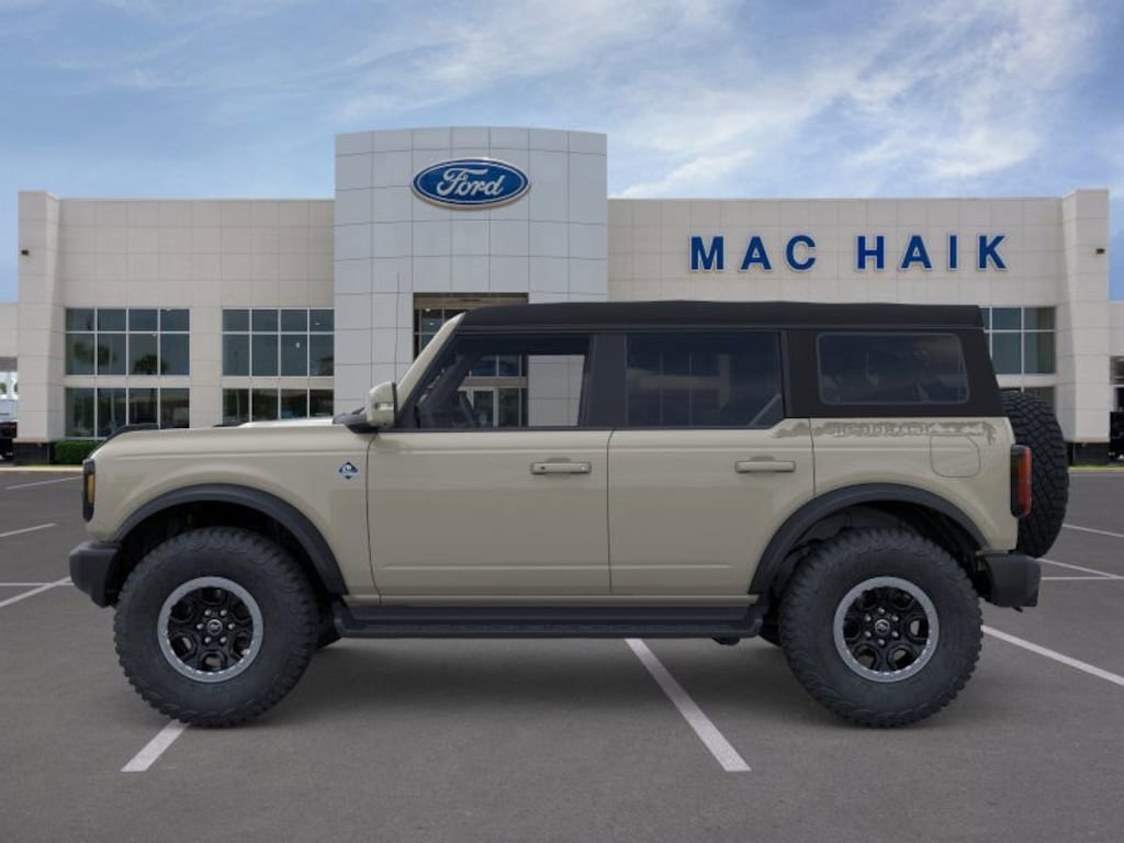 New 2025 Ford Bronco Outer Banks SUV