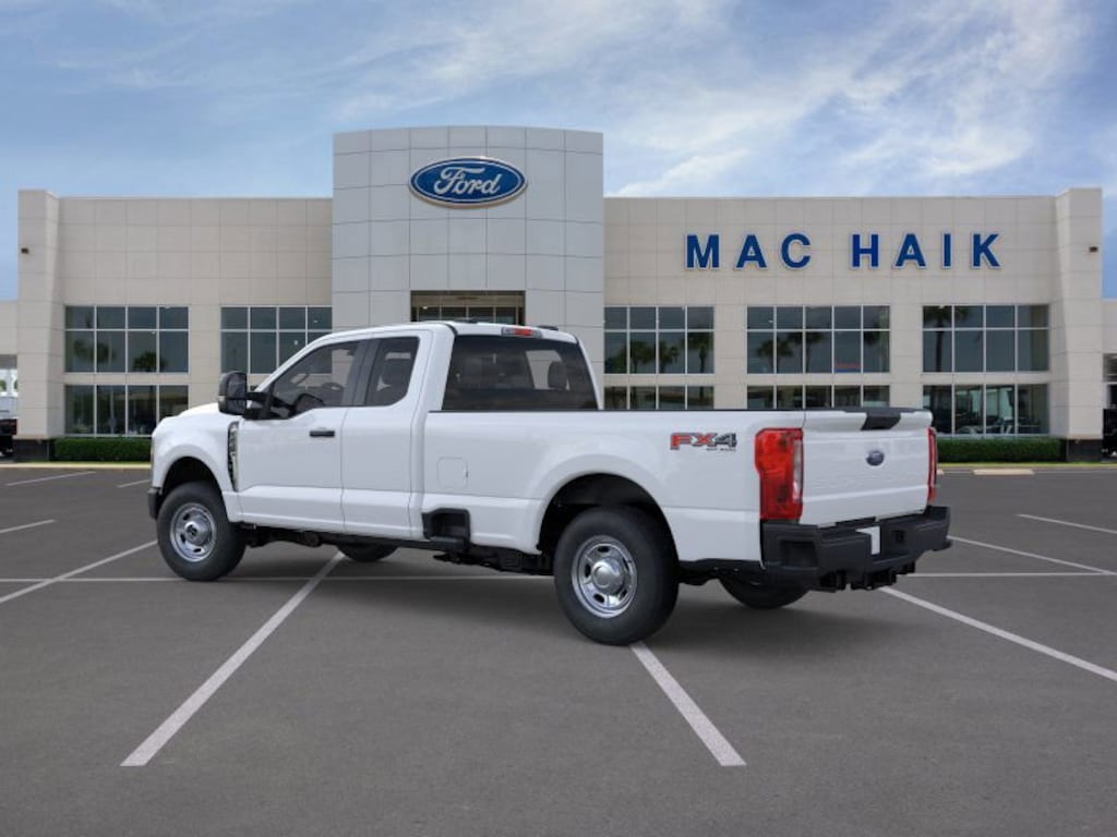 New 2025 Ford F-250 XL Truck Super Cab