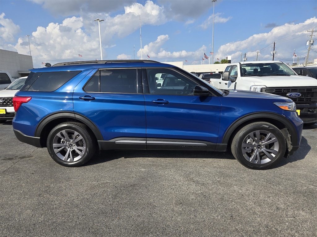 Certified 2022 Ford Explorer XLT SUV