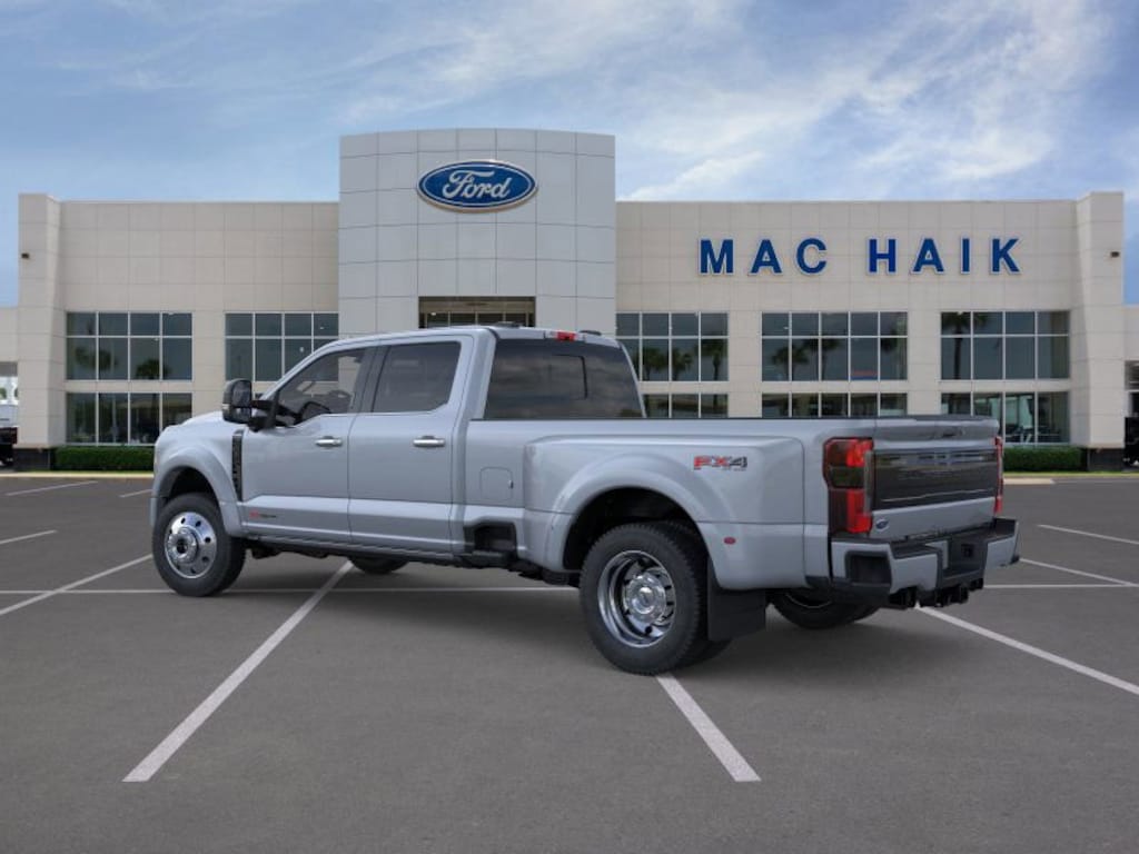 New 2026 Ford F-450 Platinum Truck Crew Cab