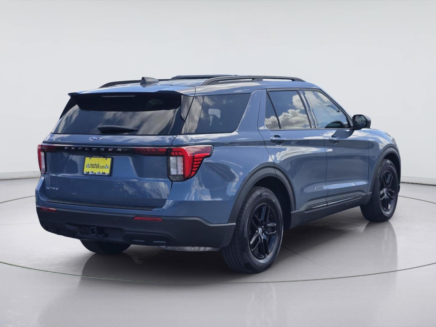 2026 Ford Explorer - Photo 8