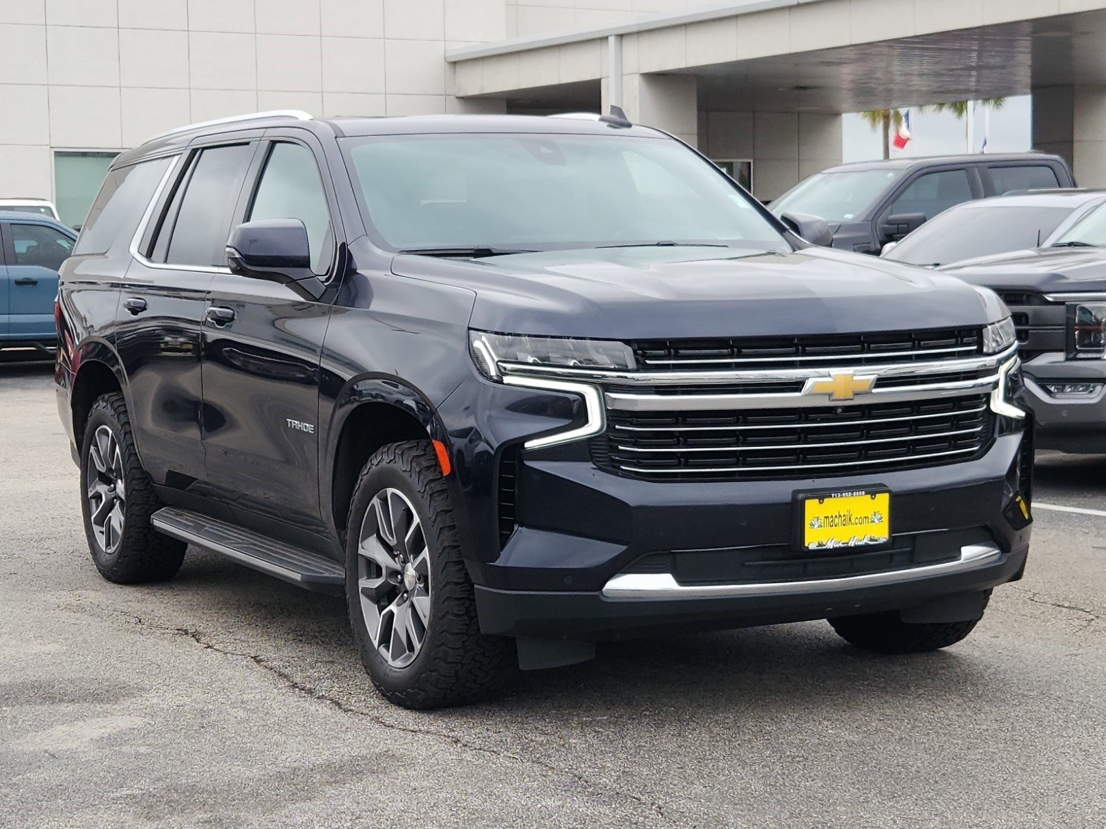 Used 2021 Chevrolet Tahoe LT with VIN 1GNSKNKD9MR122932 for sale in Houston, TX