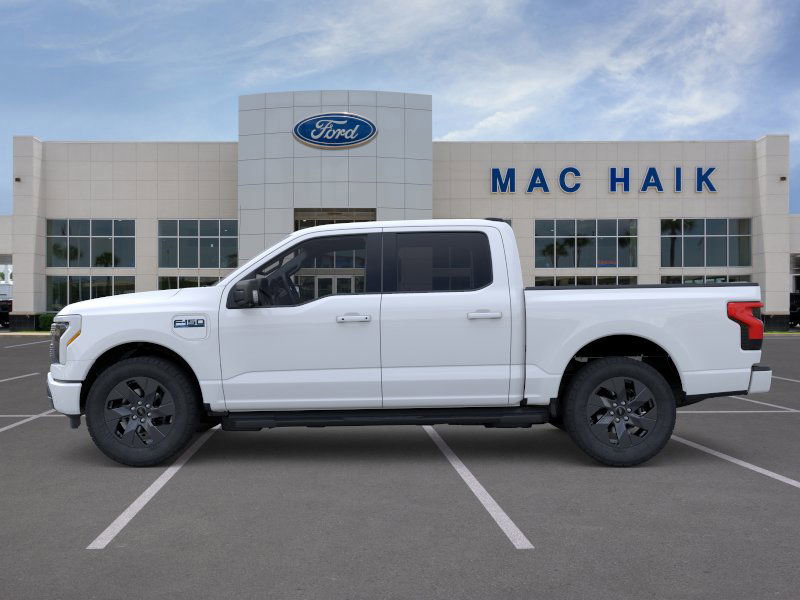 2025 Ford F-150 Lightning photo 3