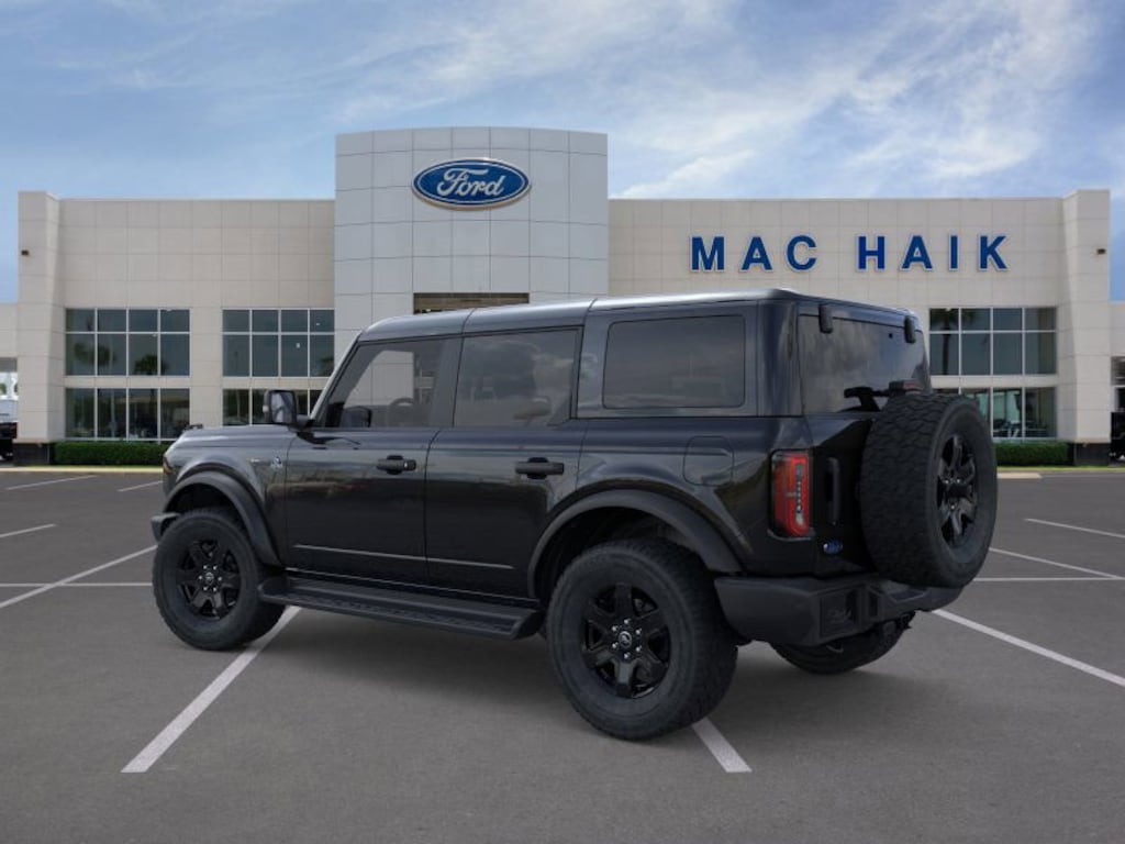 New 2025 Ford Bronco Outer Banks SUV