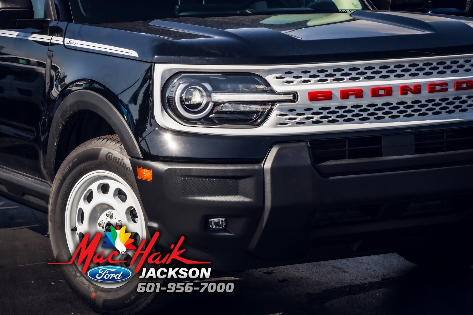 2025 Ford Bronco Sport Heritage photo 2