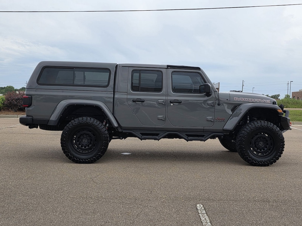 Used 2022 Jeep Gladiator Mojave Truck