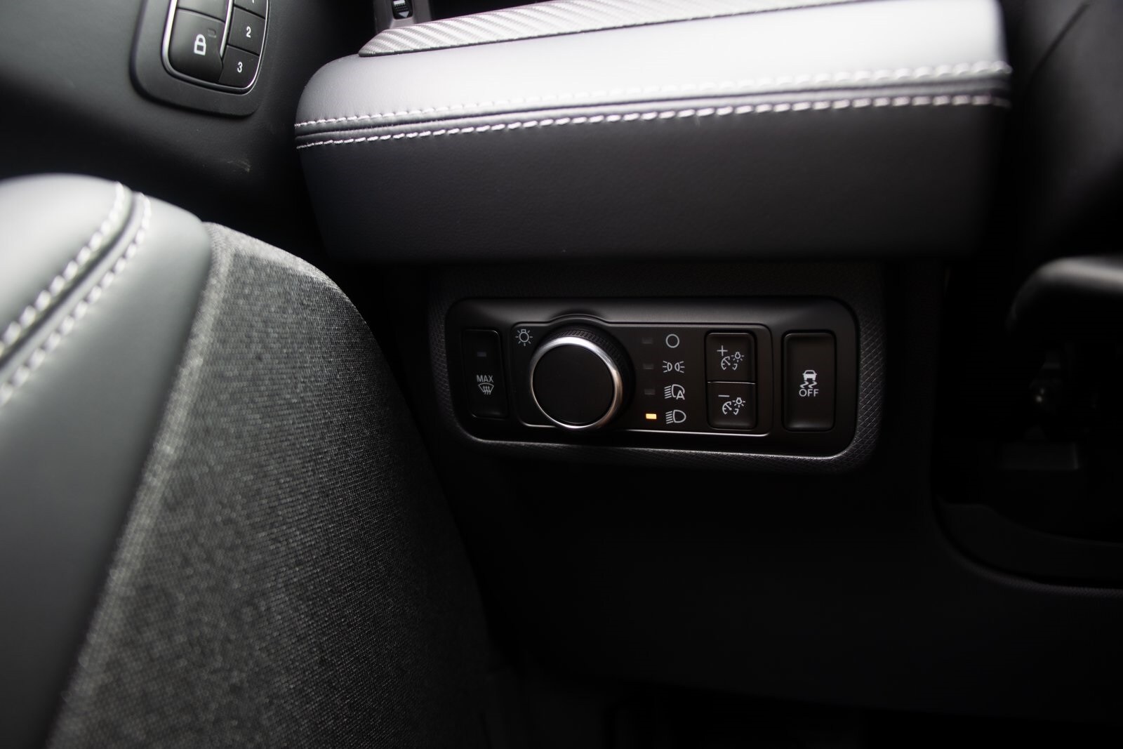 2025 Ford Mustang Mach-E Premium - Photo 21