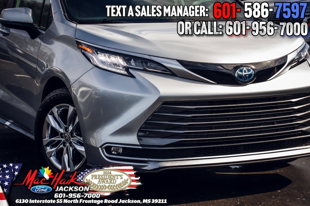 Certified 2022 Toyota Sienna Limited Minivan/Van