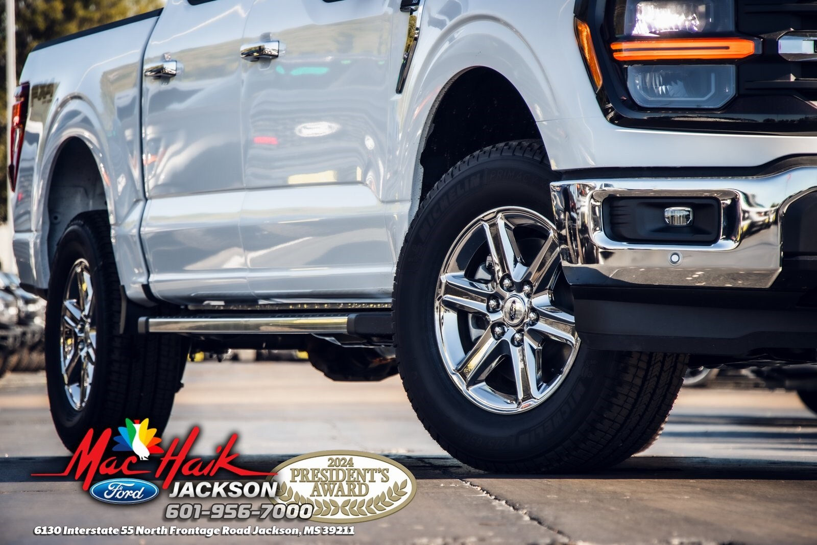 2025 Ford F-150 XLT photo 2