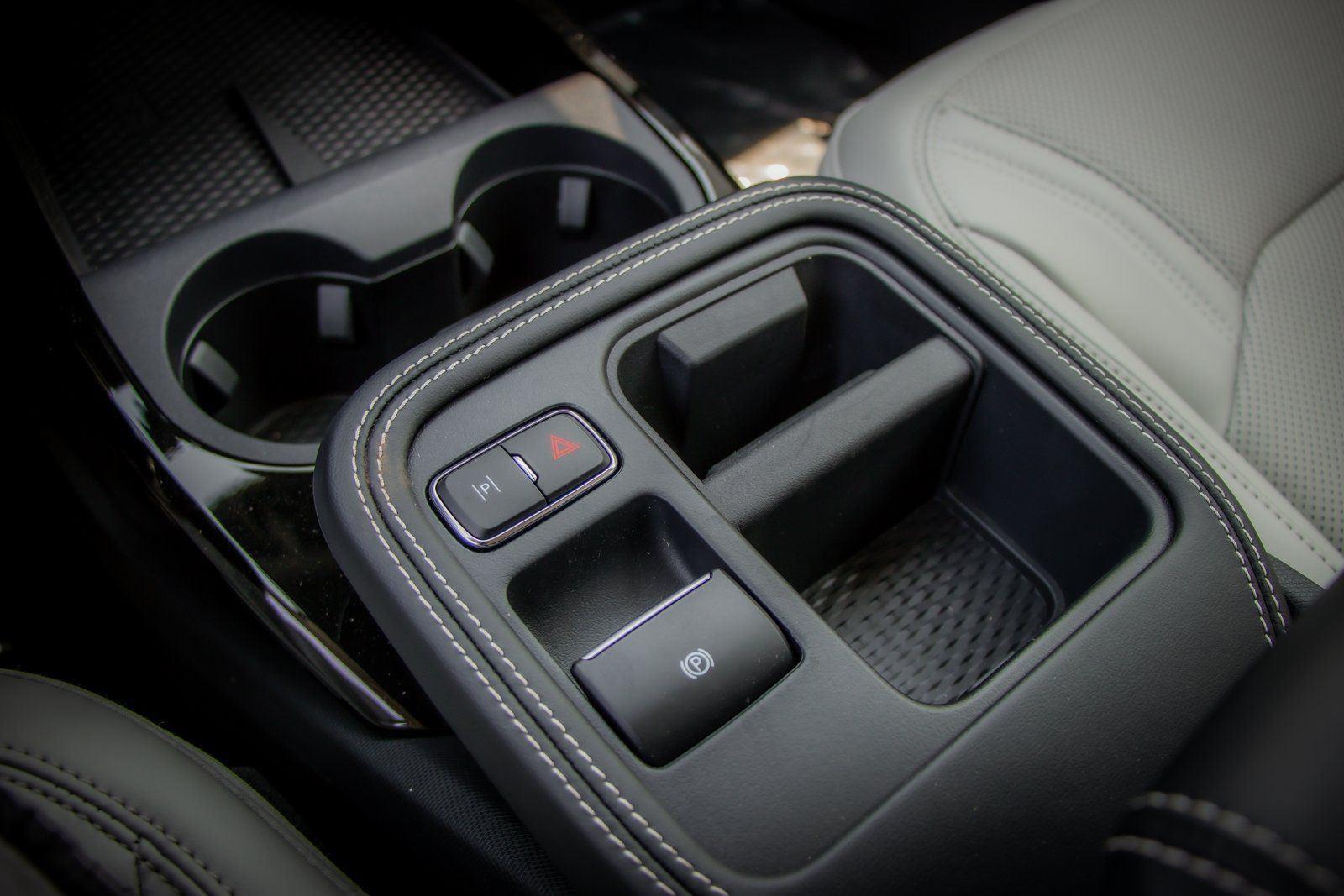 2025 Ford Mustang Mach-E Premium - Photo 16