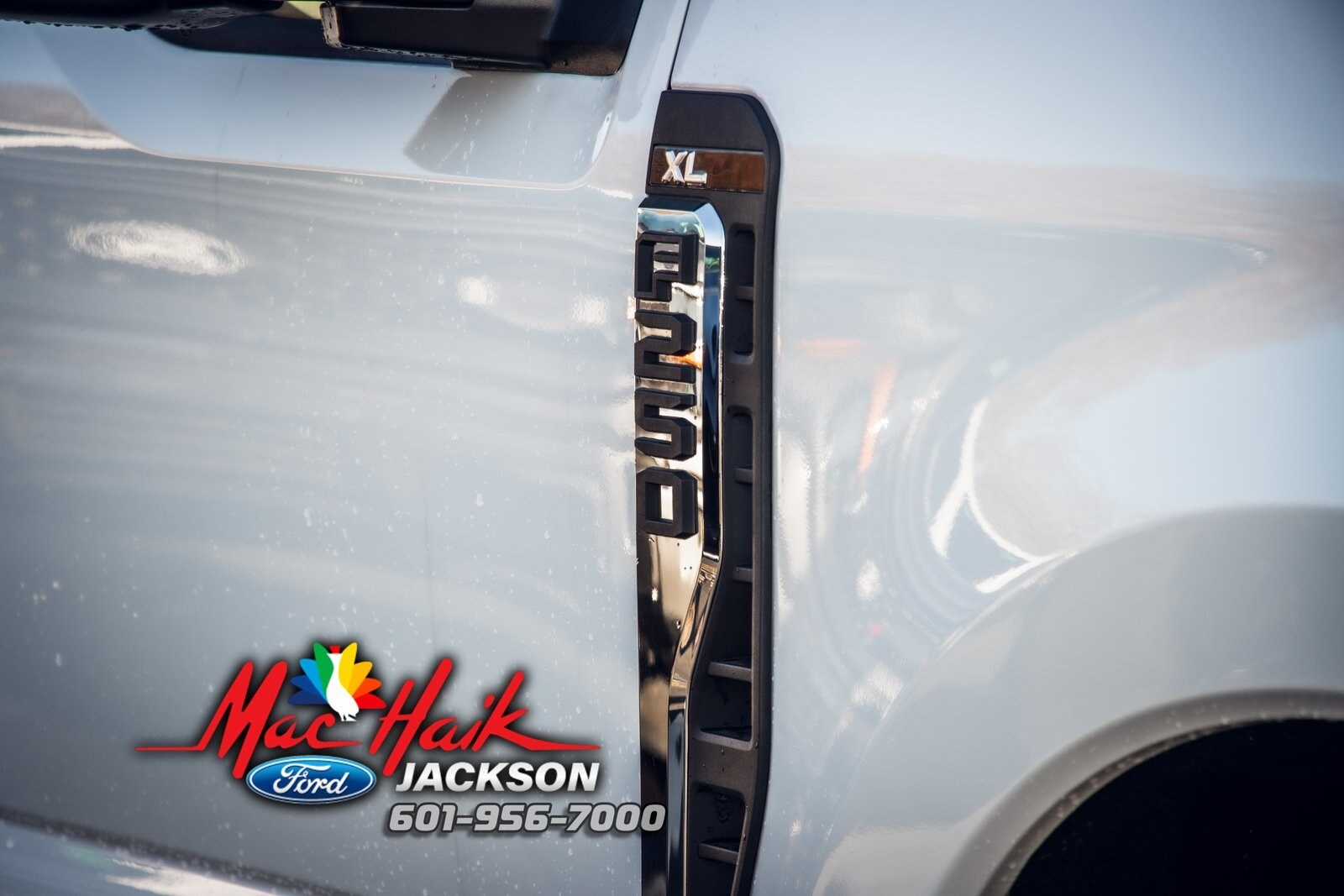 2025 Ford F-250 XL photo 3