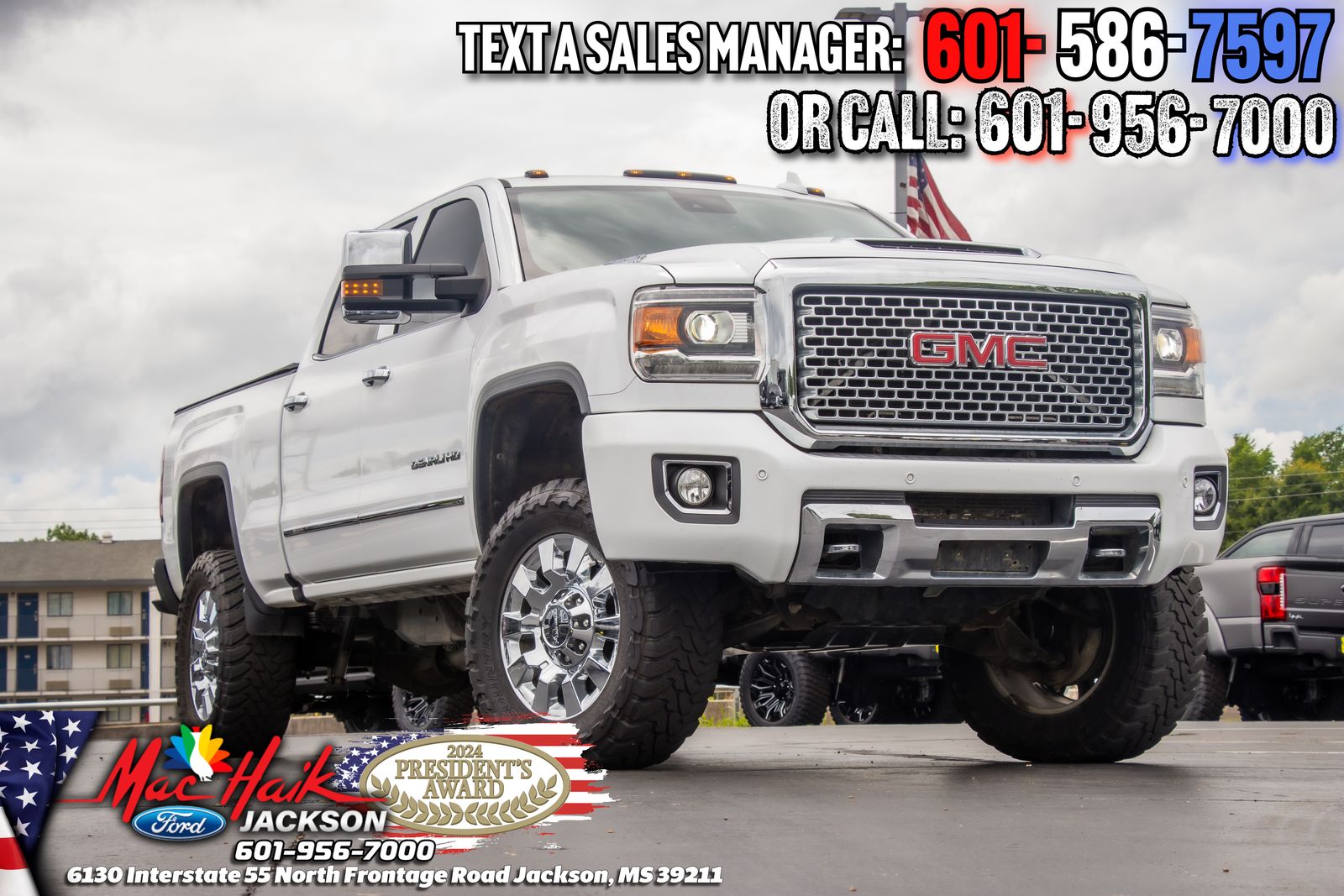 2017 GMC Sierra 4WD Crew Cab Standard Box Denali's photo
