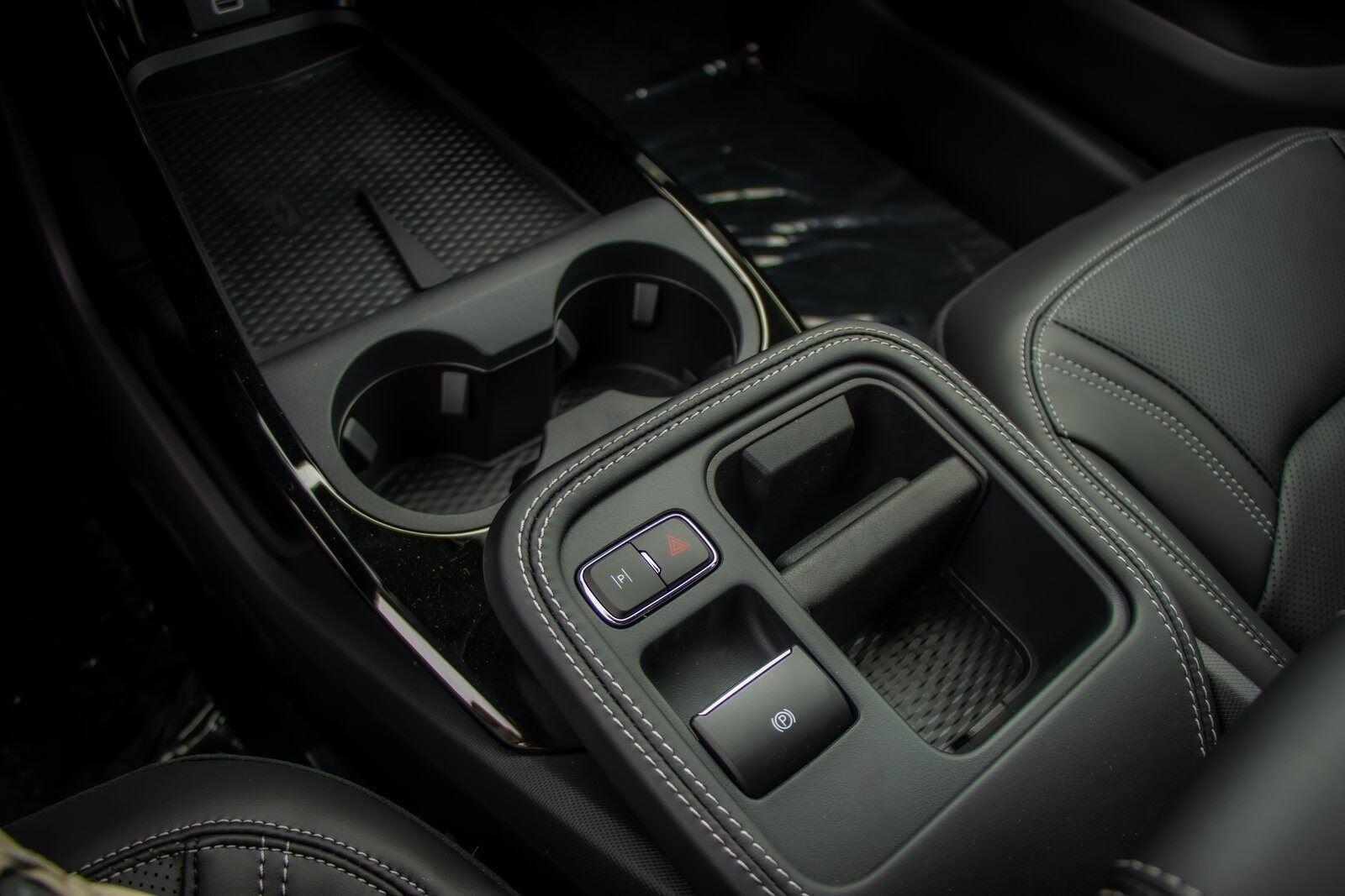 2025 Ford Mustang Mach-E Premium - Photo 18