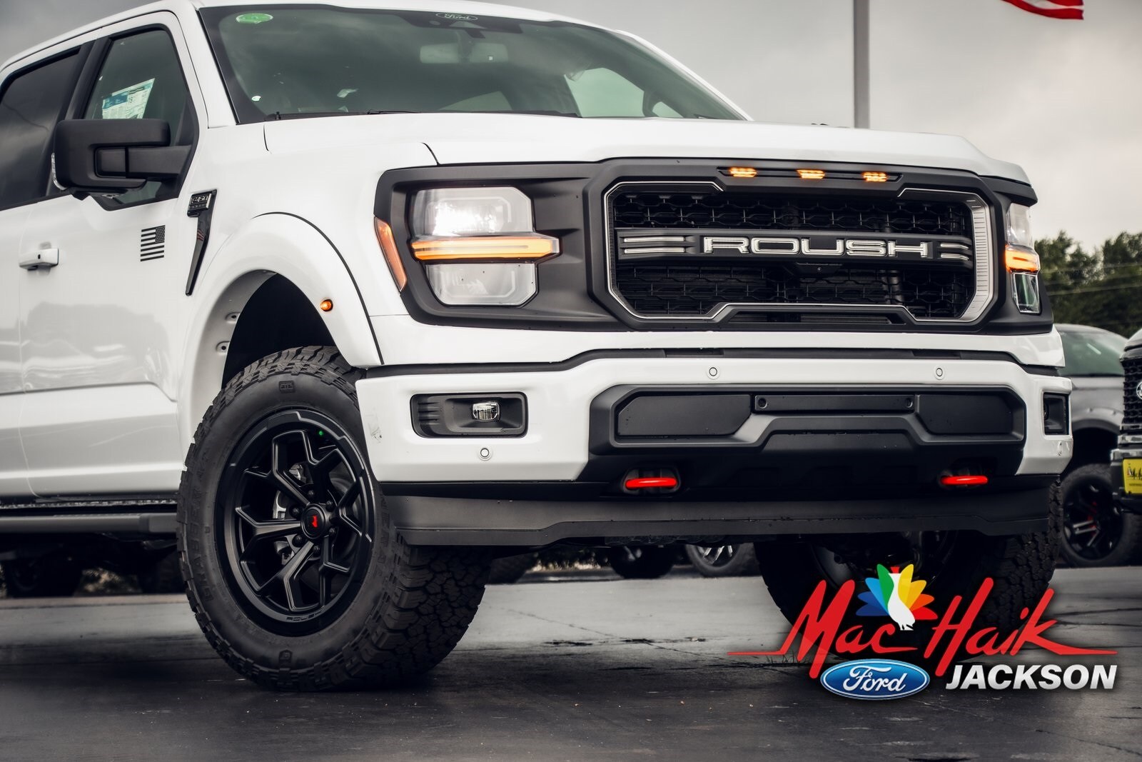 2024 Ford F-150 XLT photo 2