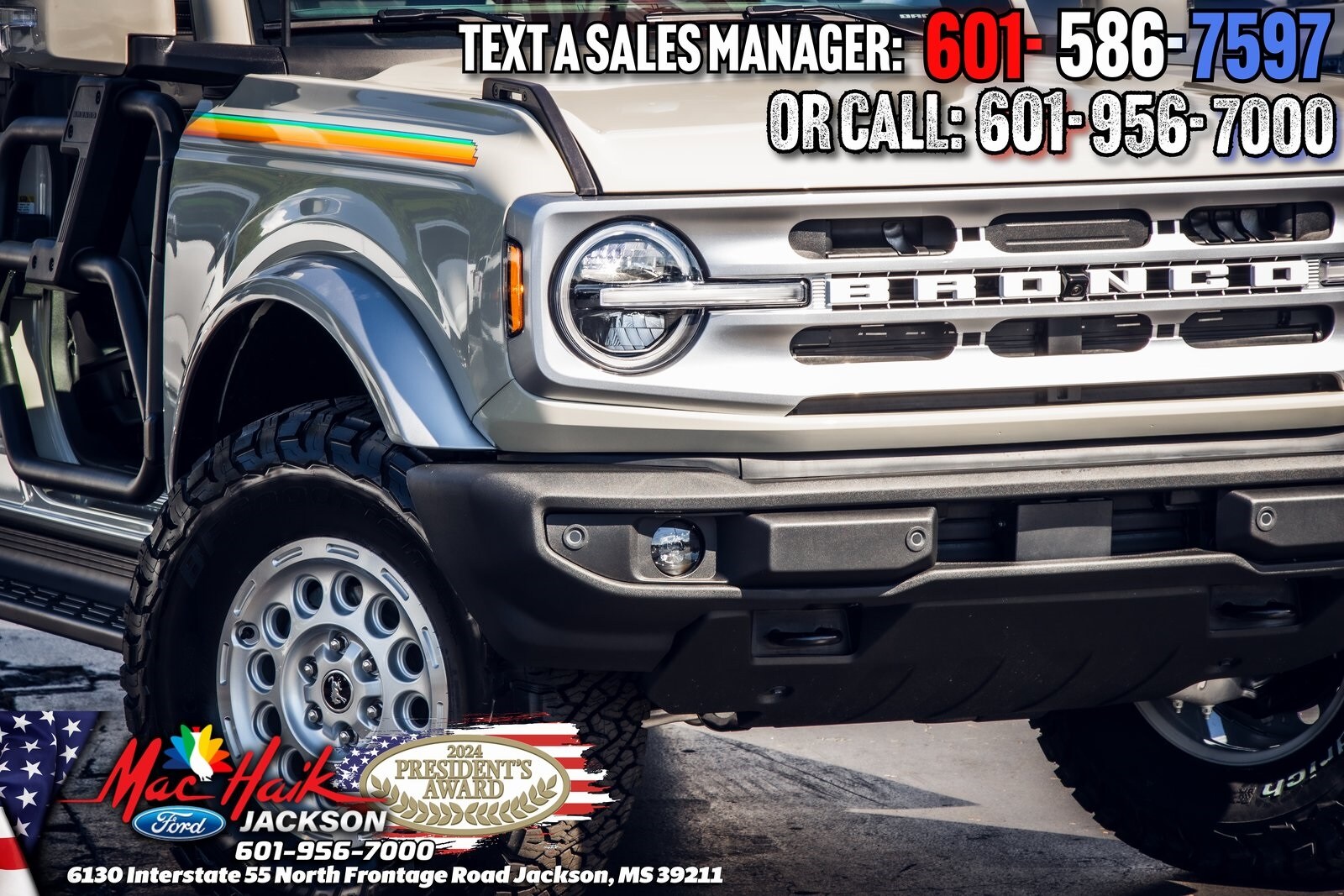 2025 Ford Bronco Outer Banks photo 2