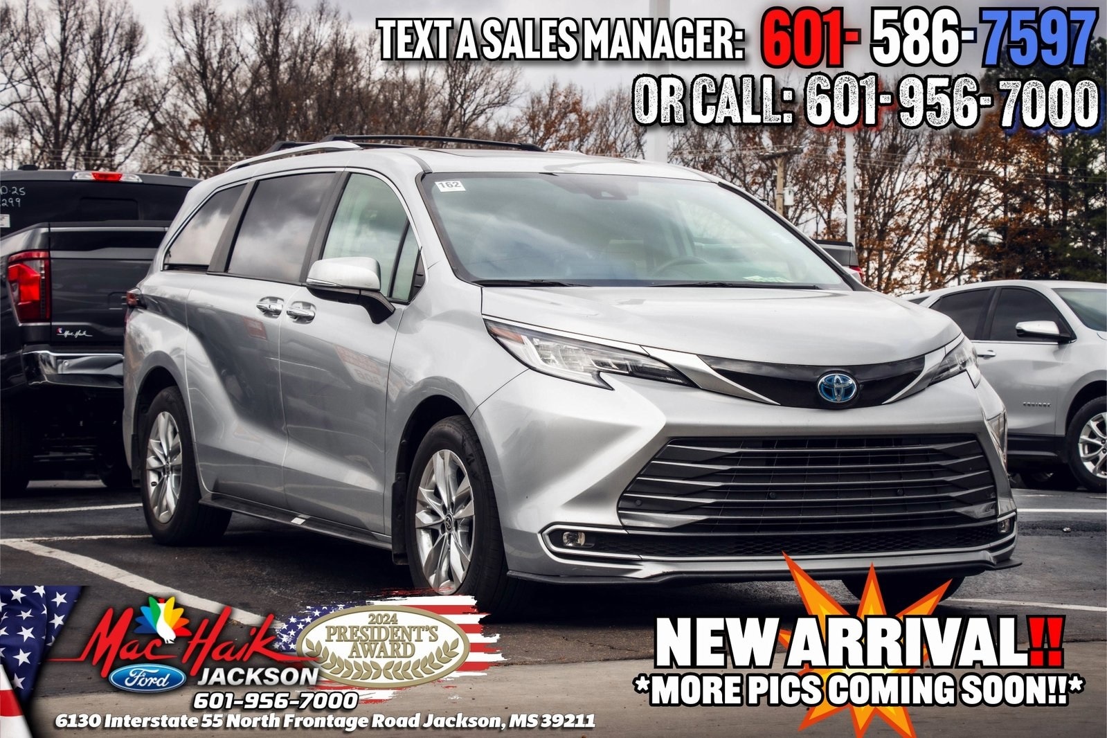 2022 Toyota Sienna Limited's photo