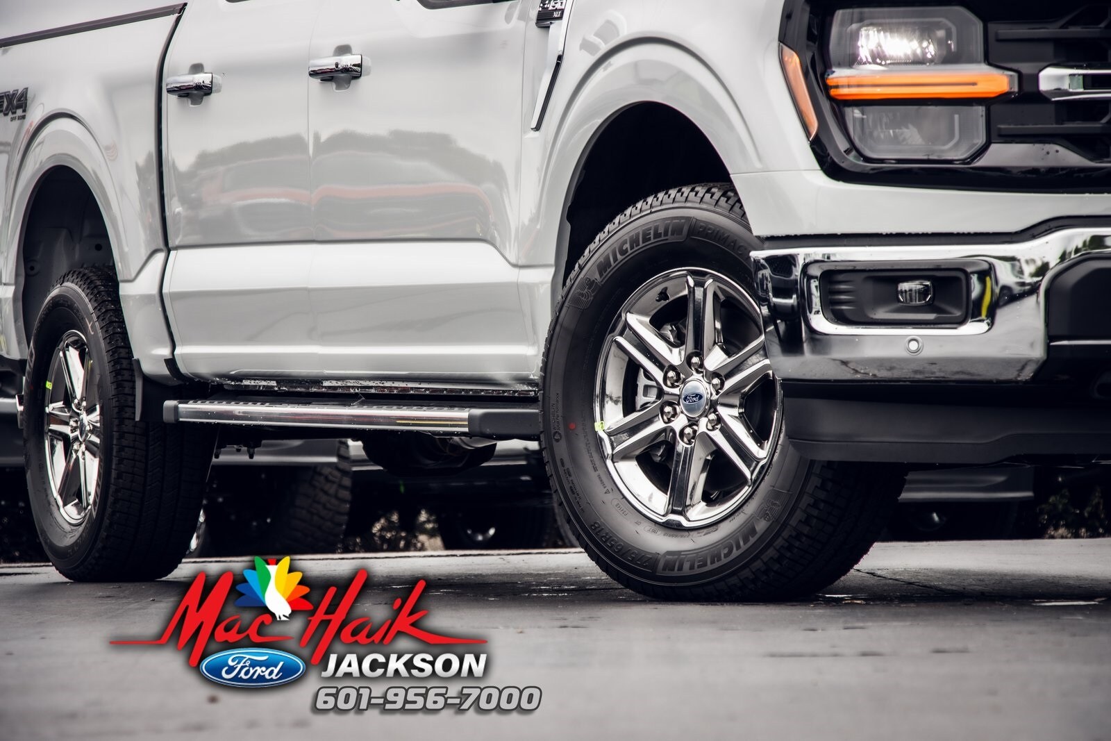 2025 Ford F-150 XLT photo 2
