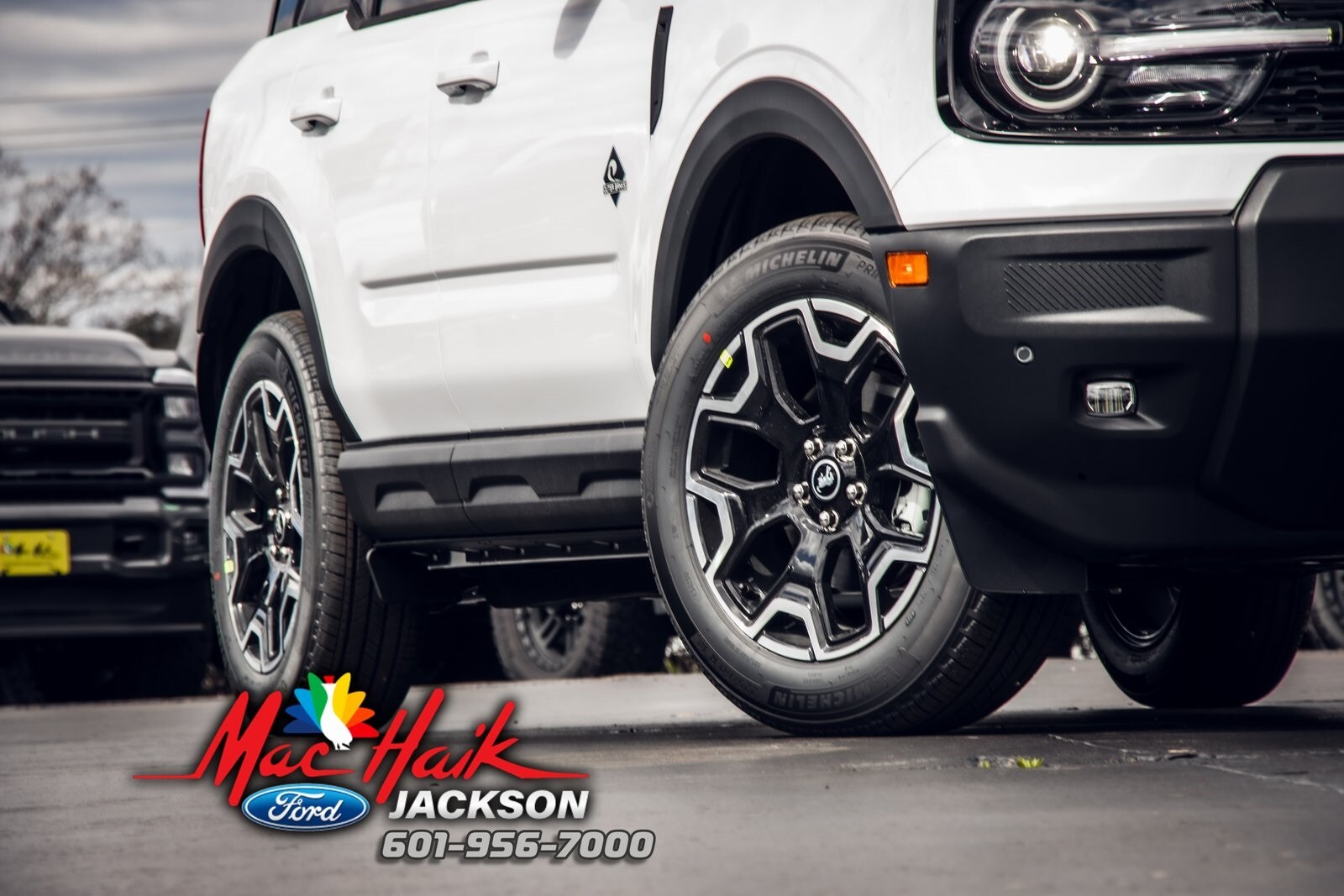 2025 Ford Bronco Sport Outer Banks photo 2