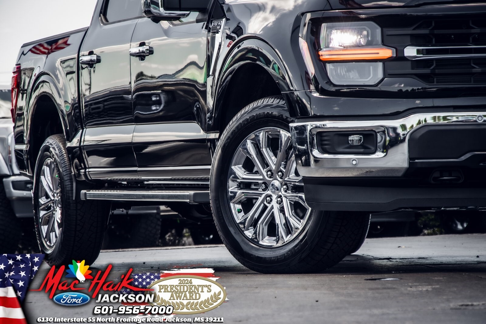2025 Ford F-150 XLT photo 2