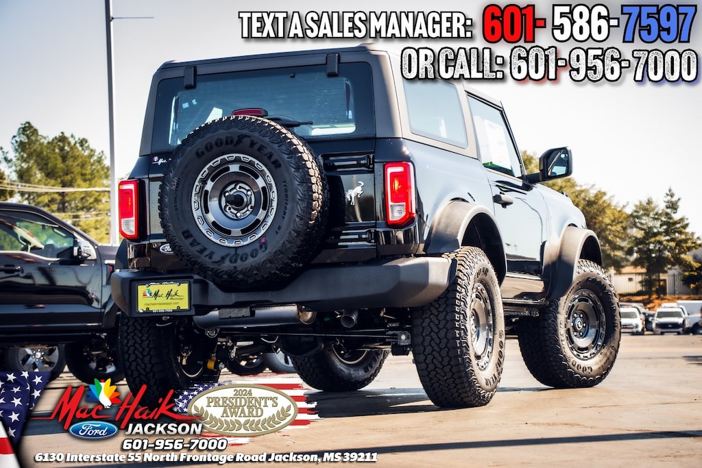 New 2025 Ford Bronco Base SUV