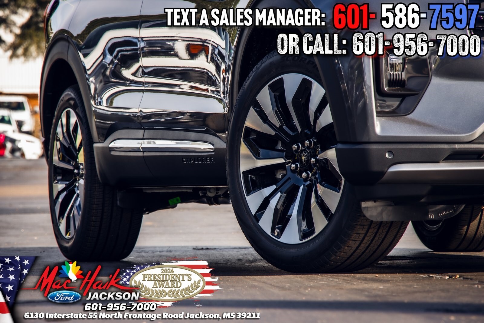 2026 Ford Explorer Platinum photo 2