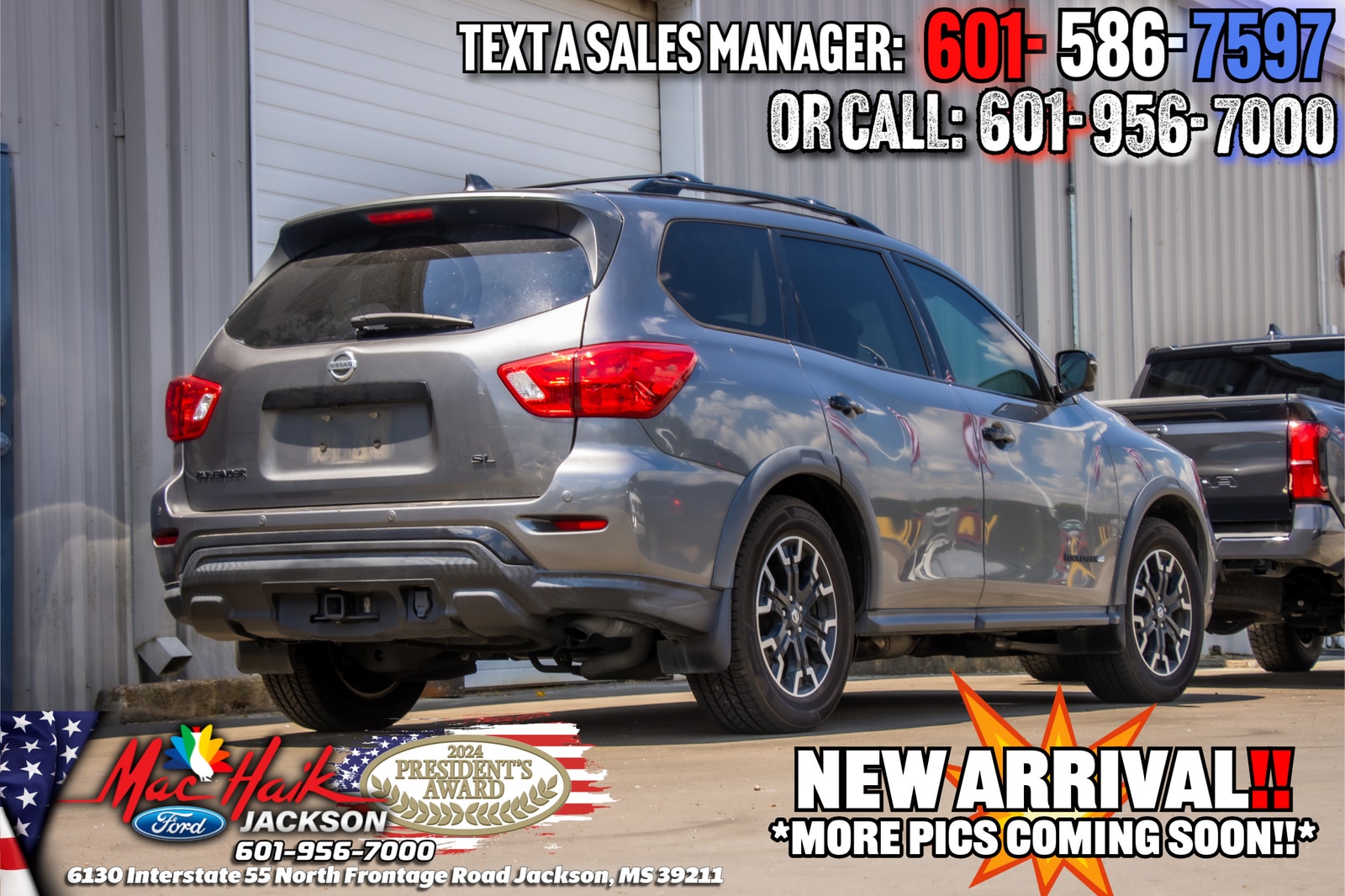 2019 Nissan Pathfinder SL 2WD's photo