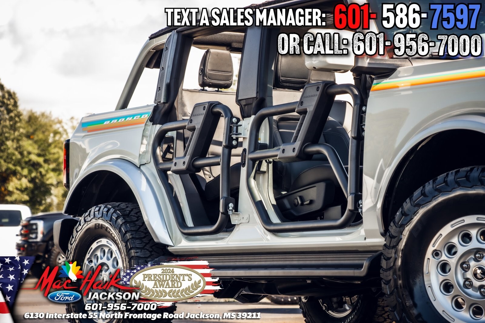 2025 Ford Bronco Outer Banks photo 3
