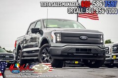 2025 Ford F-150 Lightning Flash TRUCK