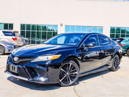 2020 Toyota Camry XSE Sedan
