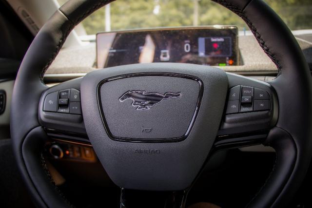 2025 Ford Mustang Mach-E Premium - Photo 26