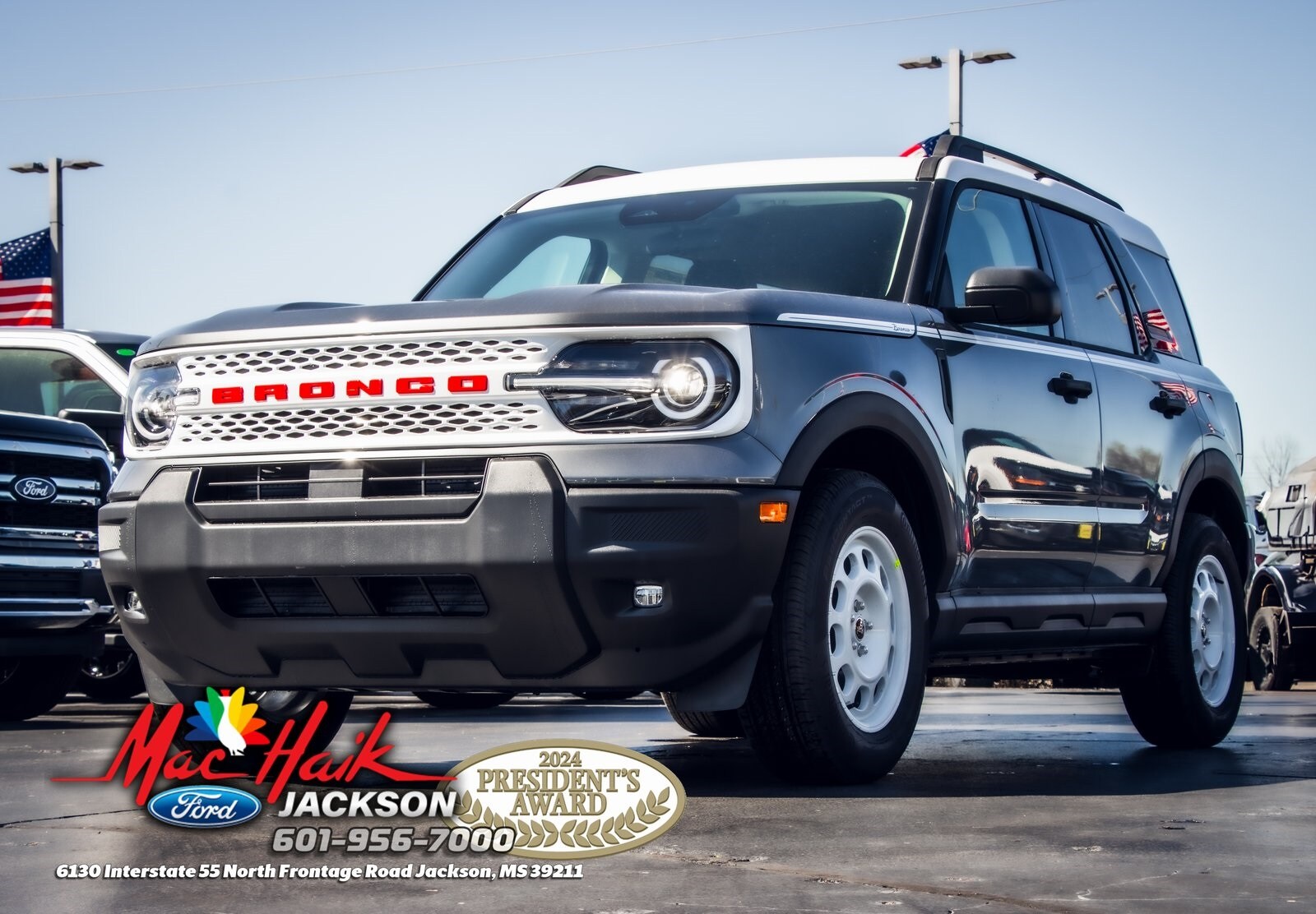 2025 Ford Bronco Sport Heritage photo 2