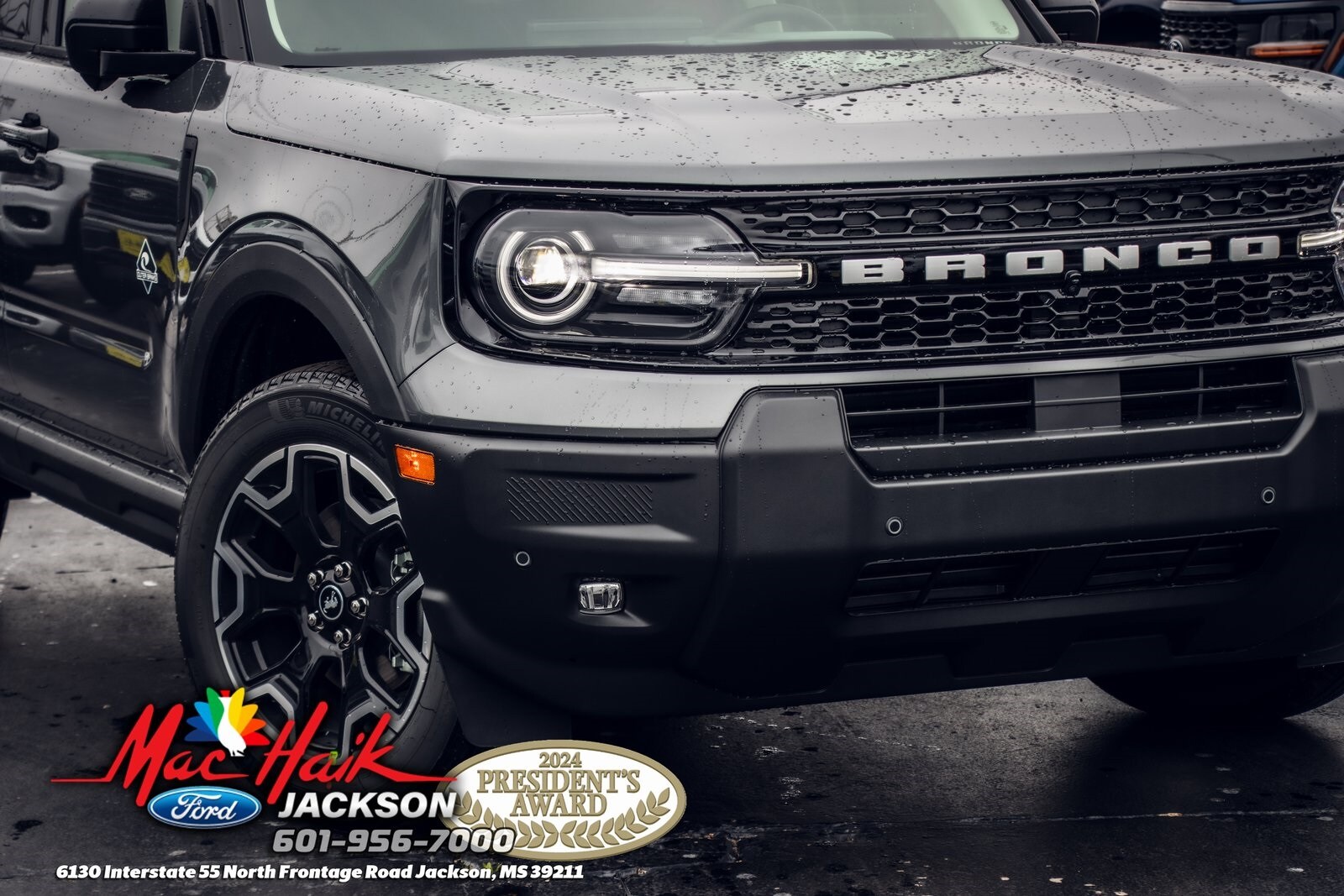 2025 Ford Bronco Sport Outer Banks photo 3