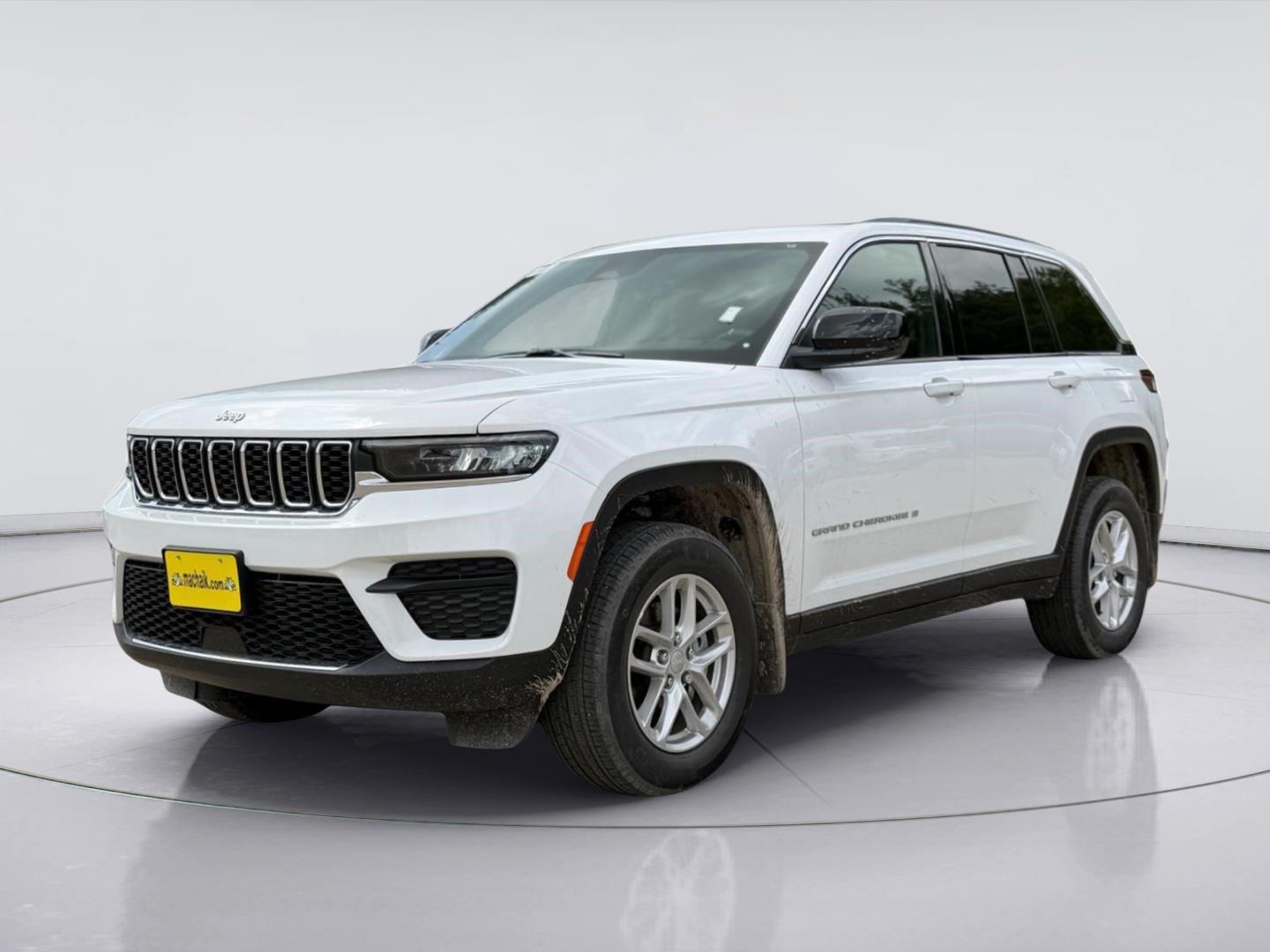 2026 Jeep Grand Cherokee Laredo SUV