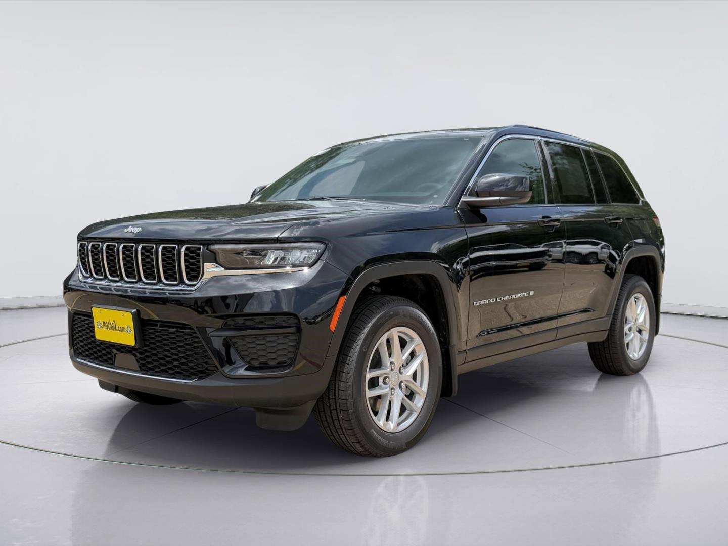2026 Jeep Grand Cherokee Laredo SUV