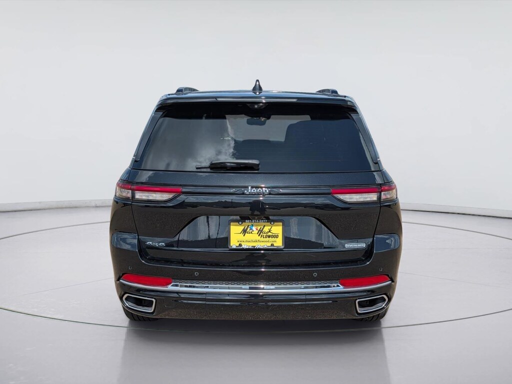 Used 2023 Jeep Grand Cherokee Overland SUV