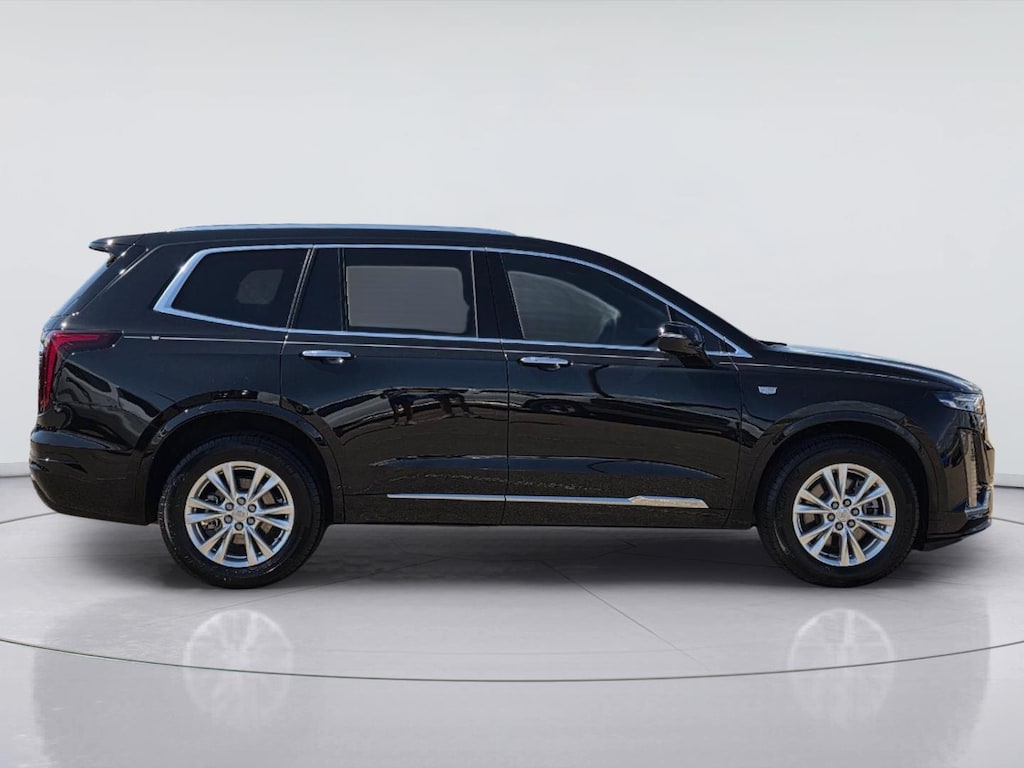Used 2024 Cadillac XT6 FWD Luxury SUV